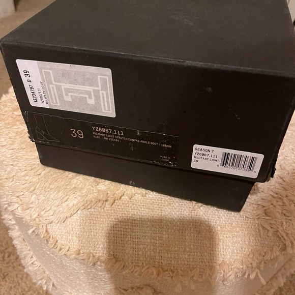 Yeezy season 7 tan canvas sock boot - Picture 5 of 5